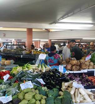 Marché municipal de Nouméa